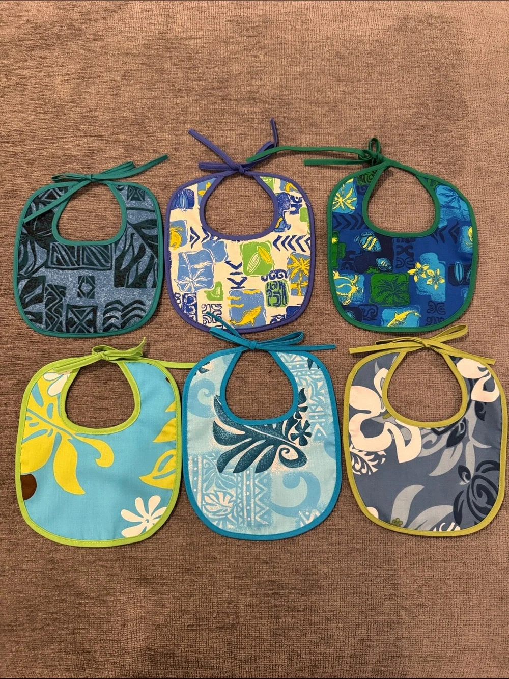 BLUE Hawaiian print baby bibs - set of 6 NWOT